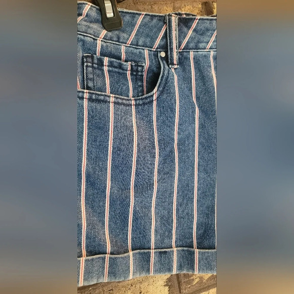 PacSun the mom denim shorts - Picture 4 of 5